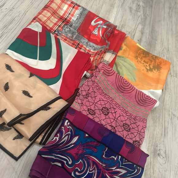 ID Unlimited Inc. ITALY  Scarf lot mix - Picture 8 of 8